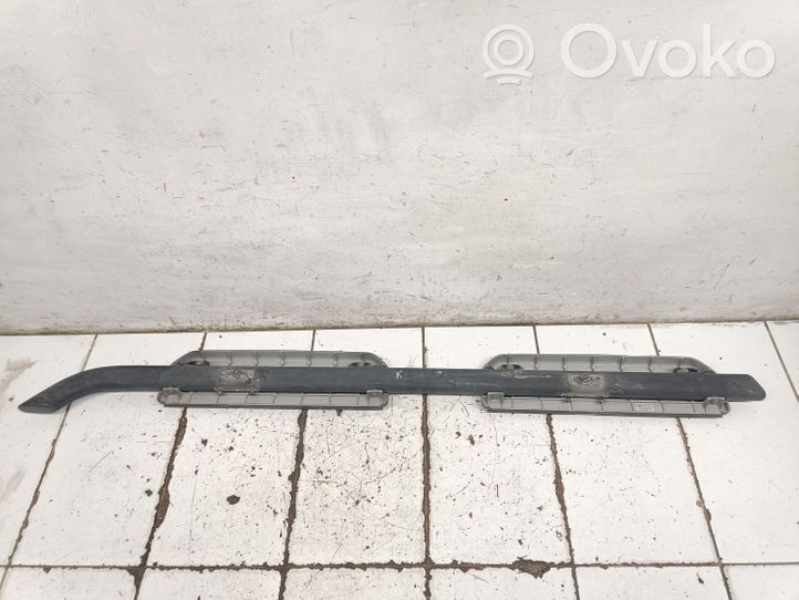 Land Rover Defender Sottoporta L8BM16490CC