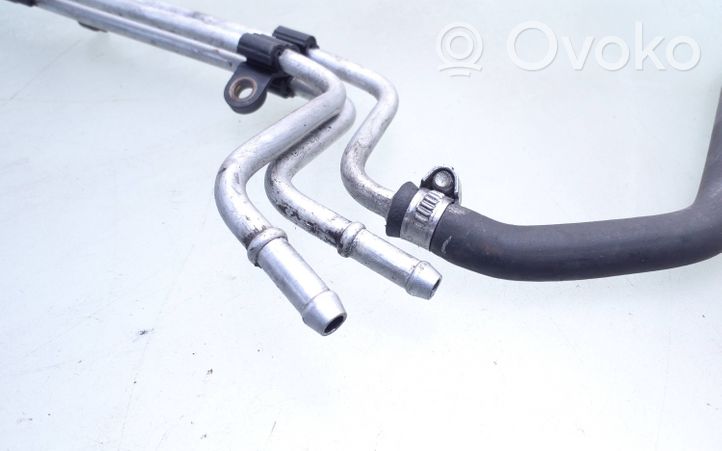 Volkswagen Golf V Linea/tubo/manicotto combustibile 1k0121447S