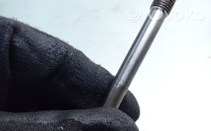 Toyota Avensis T250 Glow plug 198500R020