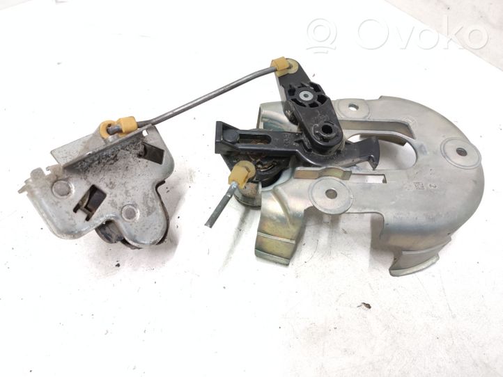 Opel Omega B1 Tailgate/trunk/boot lock/catch/latch 90457142