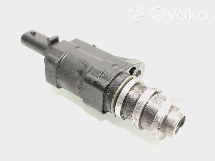 BMW 5 G30 G31 Solenoidinis vožtuvas 7639993