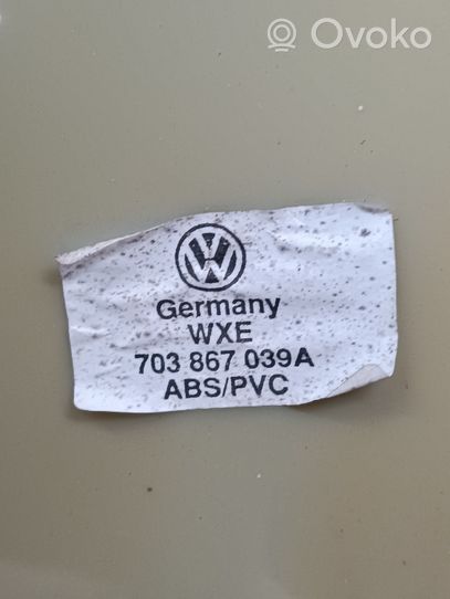 Volkswagen Multivan T4 Boczek / Tapicerka / bagażnika 703867039A