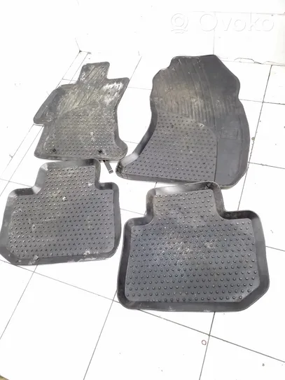 Subaru Impreza IV Kit tapis de sol auto 