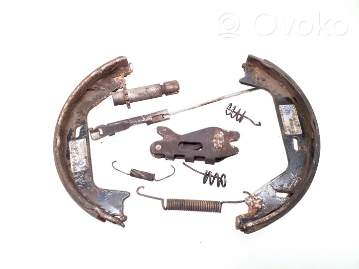 Volvo V70 Brake pads (rear) 