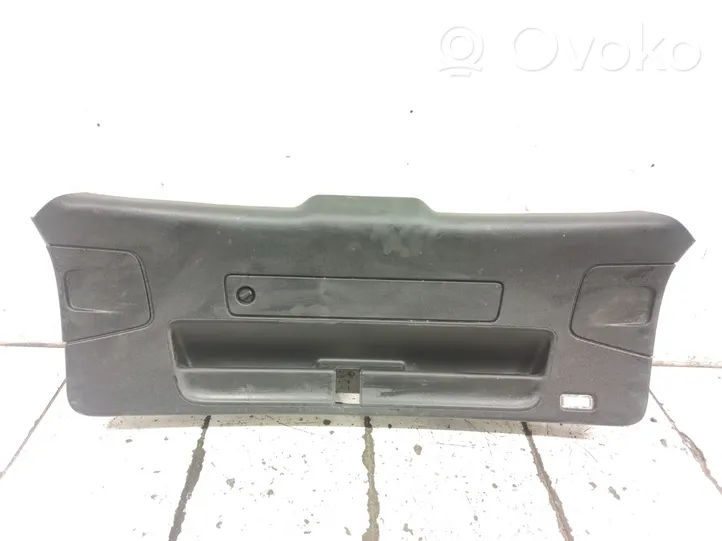 Audi A4 S4 B8 8K Tailgate/boot lid cover trim 8K9867979