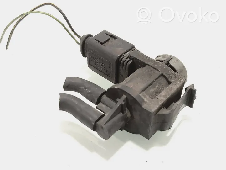 Volkswagen II LT Turbo solenoid valve 1J0906283C