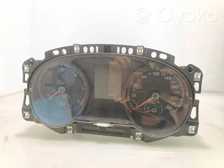 Volkswagen Golf VII Speedometer (instrument cluster) 5G1920741