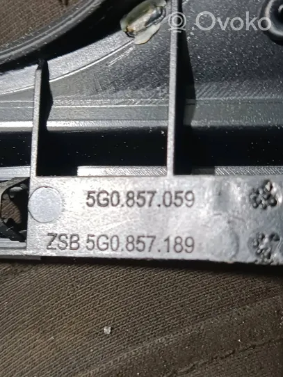 Volkswagen Golf VII Prietaisų skydelio apdaila 5G0857189