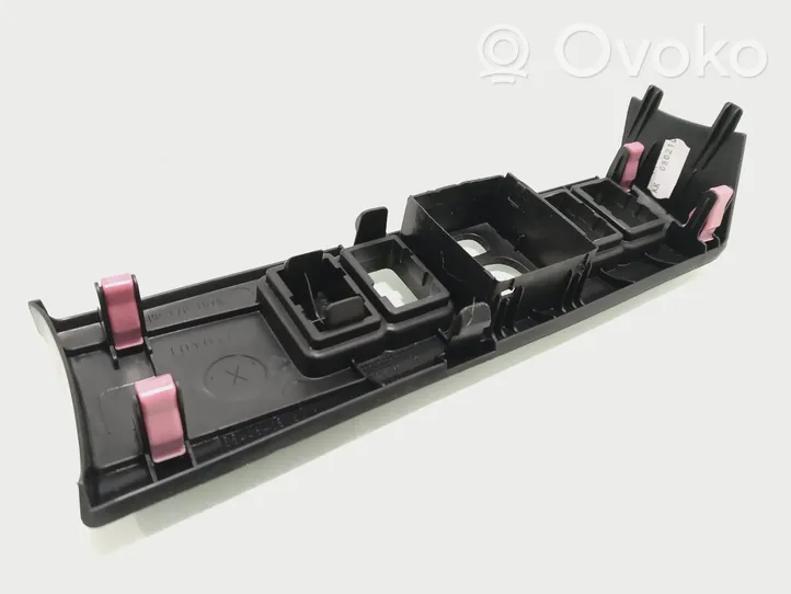 Toyota Avensis T270 Sonstiges Einzelteil Kombiinstrument Cockpit 5544605060