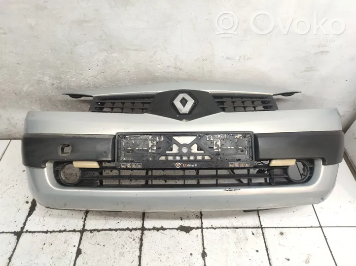 Renault Megane II Zderzak przedni 8200073455