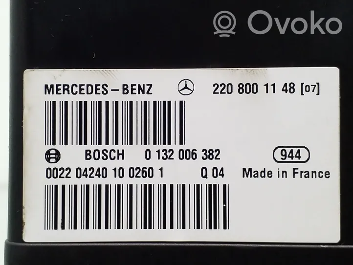 Mercedes-Benz S W220 Pompe à vide verrouillage central 2208001148