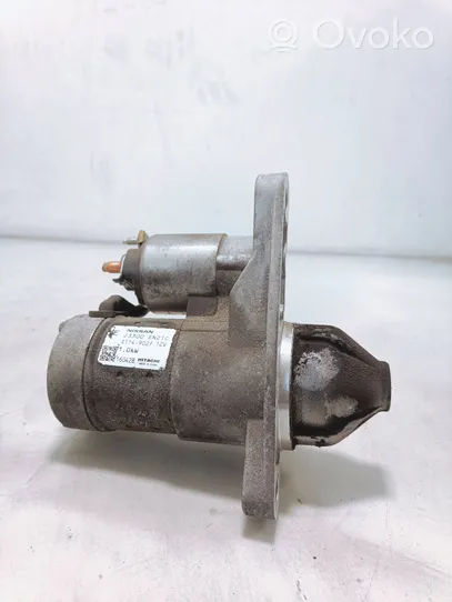 Nissan Juke I F15 Starter motor 23300EN21C