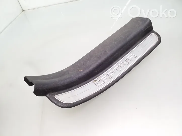 Chevrolet Captiva Rear sill trim cover 95063031