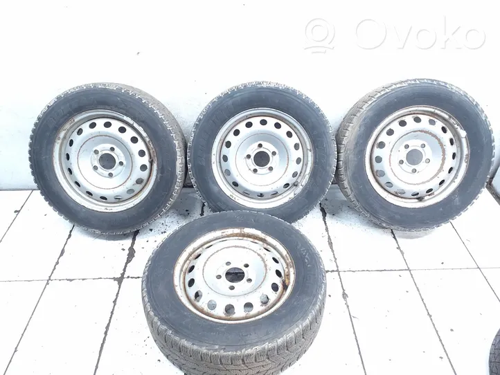 Opel Vivaro Cerchione in acciaio R16 NOKIAN