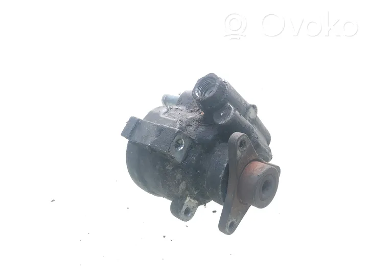 Opel Vivaro Power steering pump 