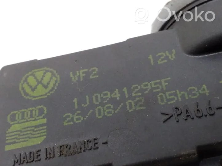 Audi A4 S4 B6 8E 8H Motor de ajuste de nivel del faro delantero 1J0941295F