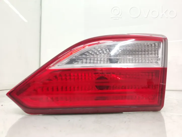 Hyundai i30 Lampy tylnej klapy bagażnika 92404A62