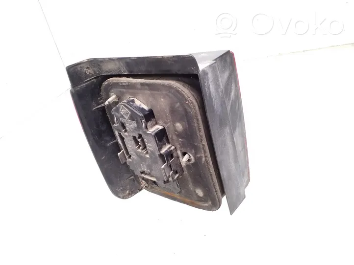 Volkswagen PASSAT B4 Lampa tylna 3A9945112B