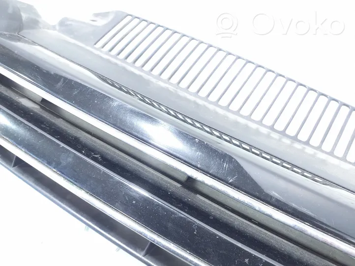 Volkswagen Golf VI Grille calandre supérieure de pare-chocs avant 5K0853653