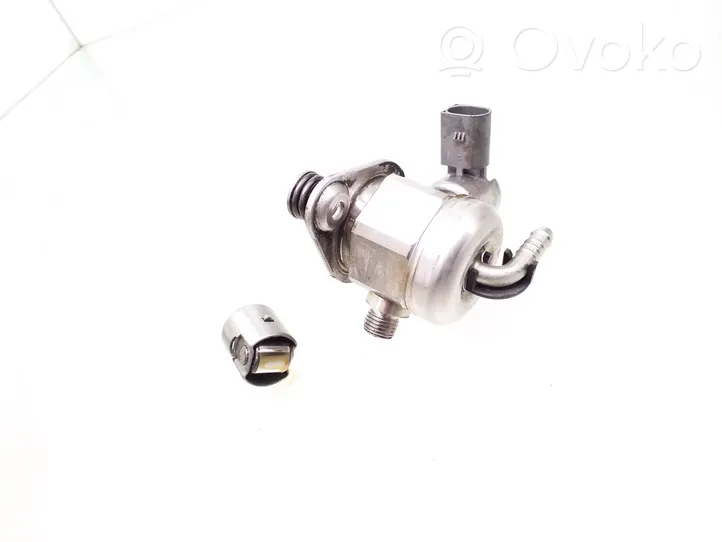 Audi A3 S3 8V Pompe d'injection de carburant à haute pression 0261520261