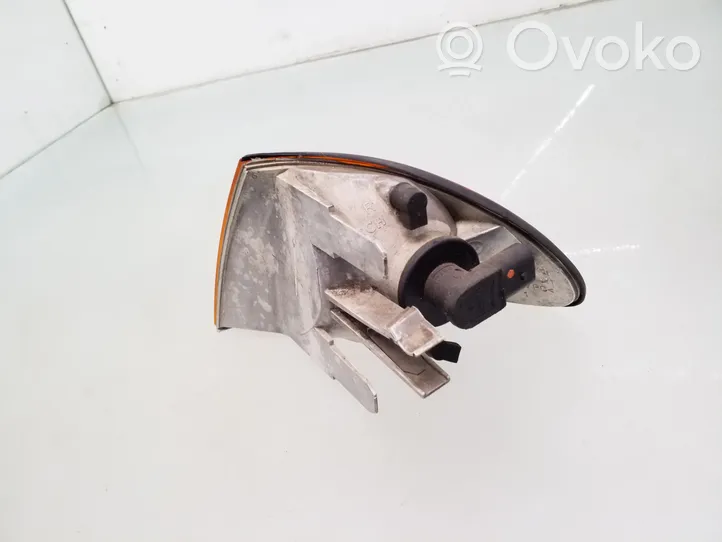 BMW 3 E46 Indicatore di direzione anteriore 0311328002