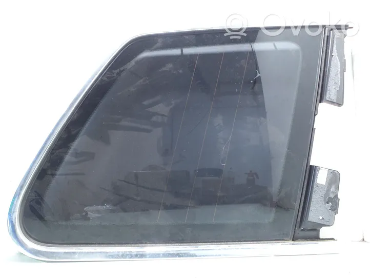 Volkswagen Touareg I Rear side window/glass AS2