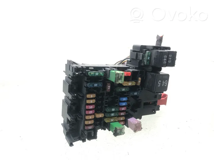 Audi A3 S3 8V Module de fusibles 5Q0937615C