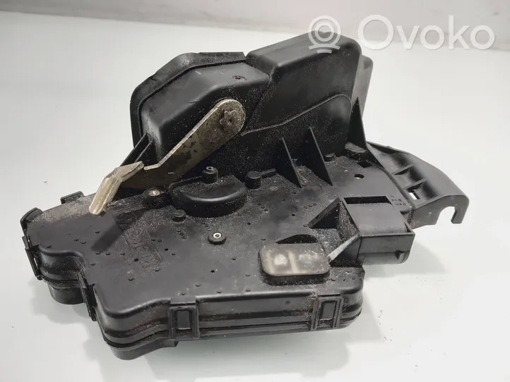 BMW 3 E46 Rear door lock 8196033