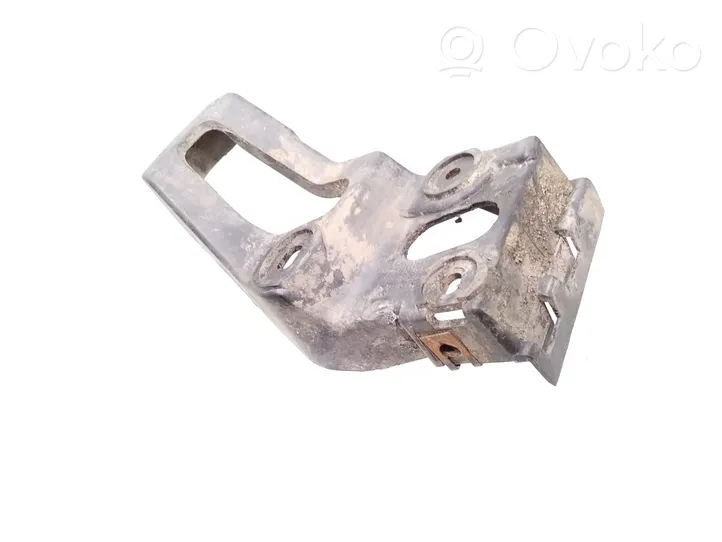 Audi A4 S4 B7 8E 8H Supporto di montaggio del parafango 8E0853922D