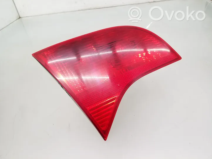 Audi A4 S4 B7 8E 8H Tailgate rear/tail lights 8E9945093