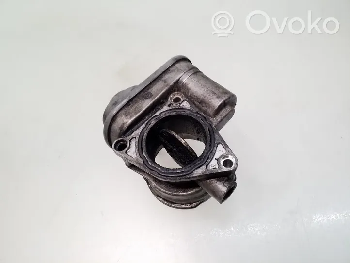 Volkswagen Touran I Throttle valve 038128063L