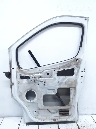 Opel Vivaro Front door 