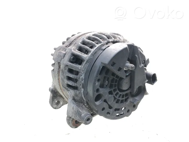 Volkswagen Touran II Generatore/alternatore 03L903023