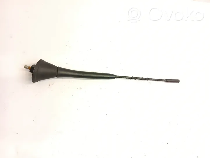 BMW 3 E46 Antena de radio 823838