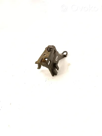 BMW 3 E46 Supporto di montaggio del parafango 388742