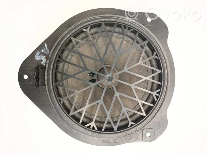 Audi A5 8T 8F Enceinte de porte arrière 8T0035411