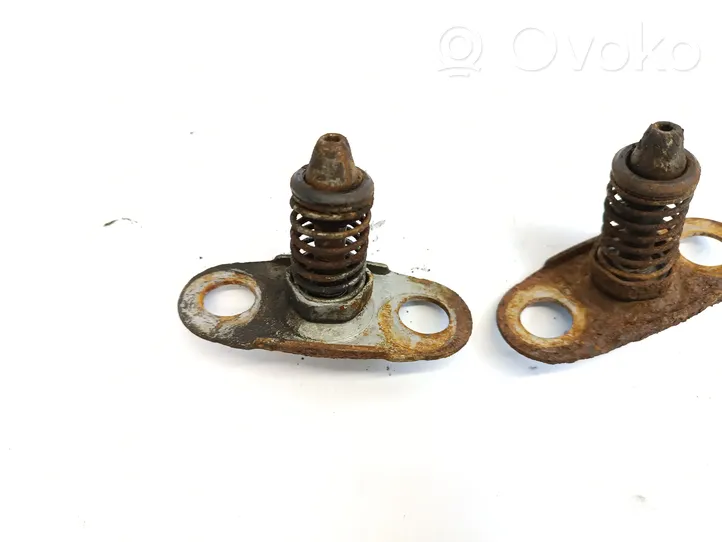 BMW 3 E46 Serrure de capot 82298075123