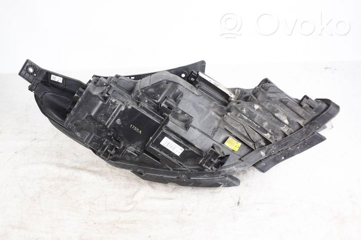 KIA Optima Lampa przednia 92101d4300