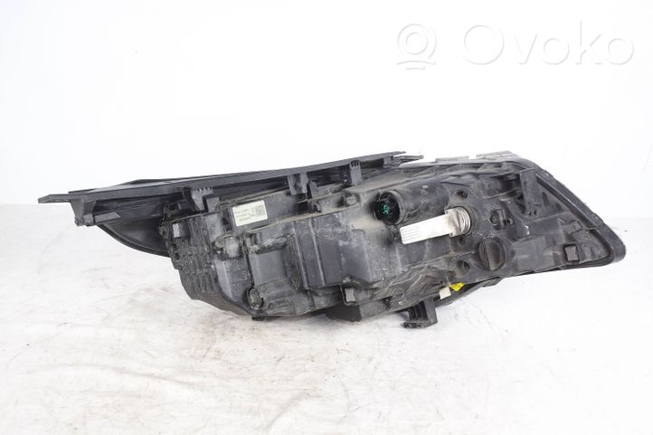 KIA Optima Lampa przednia 92101d4300