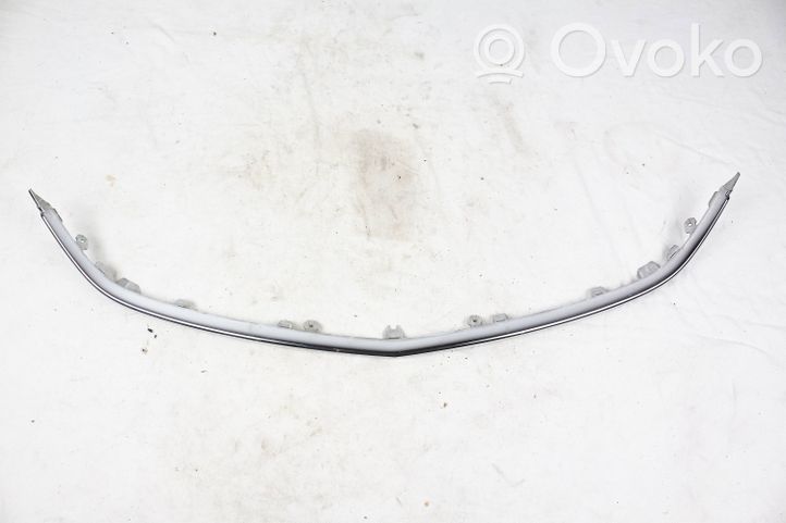 Opel Astra J Moulure de pare-chocs avant 13264458