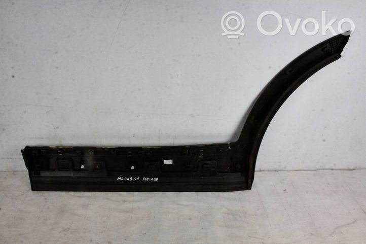 KIA Sorento Rear door trim (molding) 87776C5200