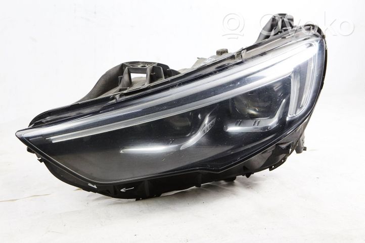 Opel Insignia B Lampa przednia 39122974