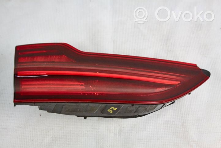 KIA Ceed Luci posteriori del portellone del bagagliaio 92403J71