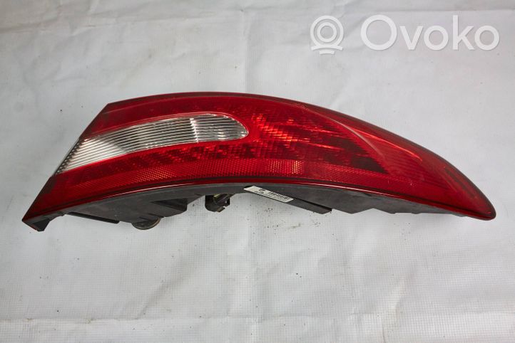 Jaguar X-Type Luz trasera/de freno 239304