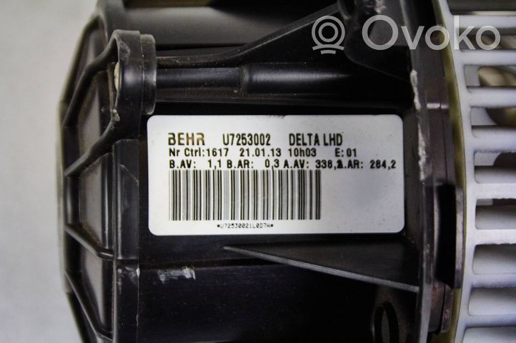 Opel Astra J Pulseur d'air habitacle 25020140