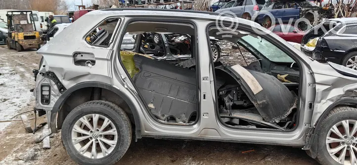 Volkswagen Tiguan Rear quarter panel 