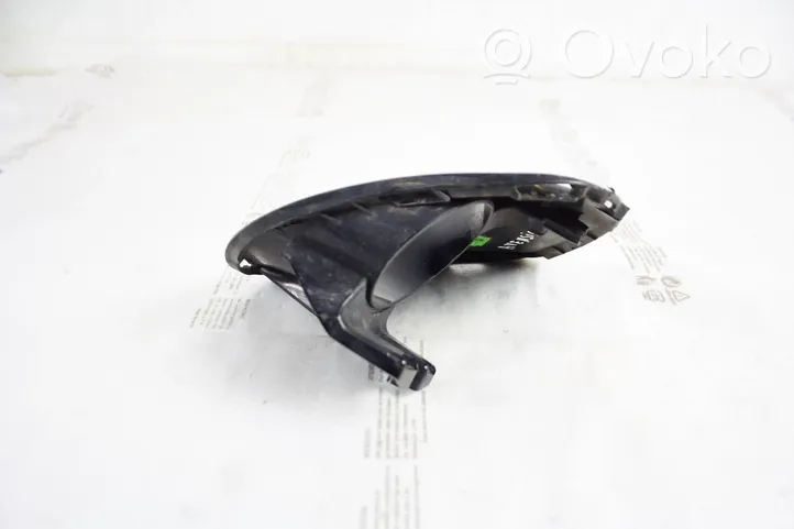 Toyota Avensis T270 Декоративная решётка противотуманной фары 8148205040