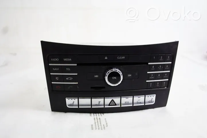 Mercedes-Benz E W212 Radija/ CD/DVD grotuvas/ navigacija A2189003304