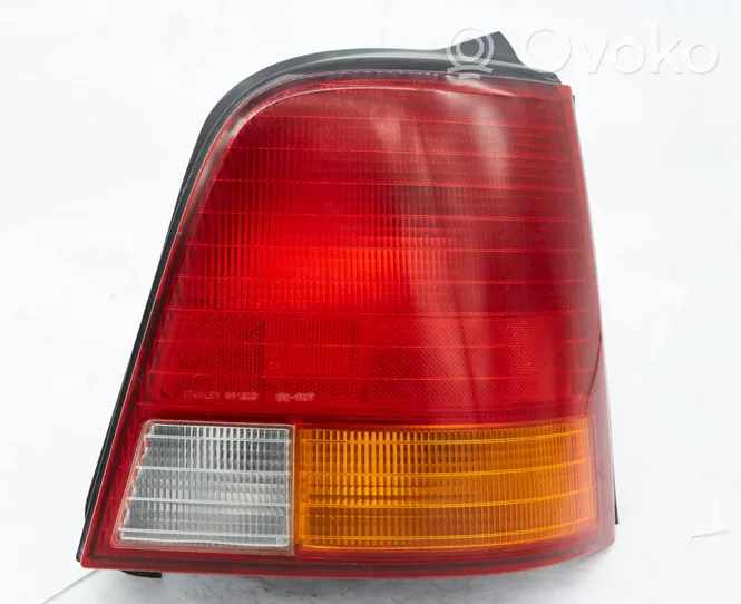 Honda Odyssey Lampa tylna 0431239