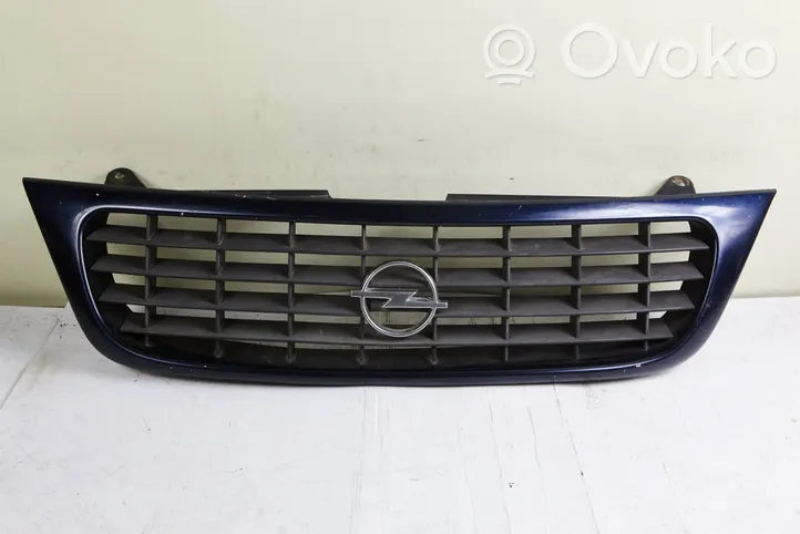 Opel Sintra Front bumper upper radiator grill 75401004